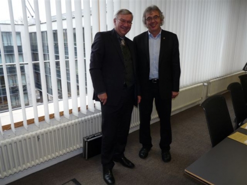 2009-12-0joho-mit-dem-vorsitzernden-des-landtagsauschusses-fur-wissenschaft-weiterbildung-und-kultur-manfred-geis-mdl-002.jpg