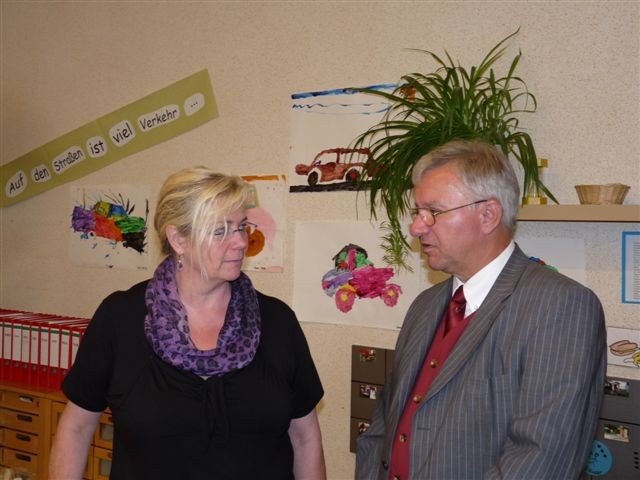 kesselheim-besuch-einer-katholischen-kindertagesstatte-2009-09-16-wahlkampf-062 kesselheim-besuch-einer-katholischen-kindertagesstatte-2009-09-16-wahlkampf-062