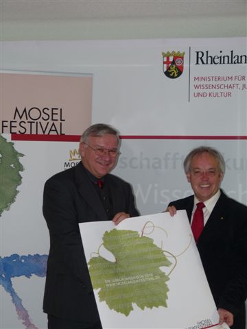 Pressekonferenzt mit Moseffestspiel-Intendant Hermann Lewen Pressekonferenzt mit Moseffestspiel-Intendant Hermann Lewen