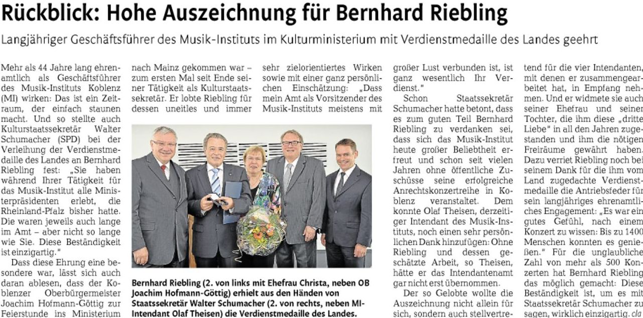 rz 12.9.2013, S. 40 Auszeichnungbd61b75c17bbd0d9a5cd84804902b865